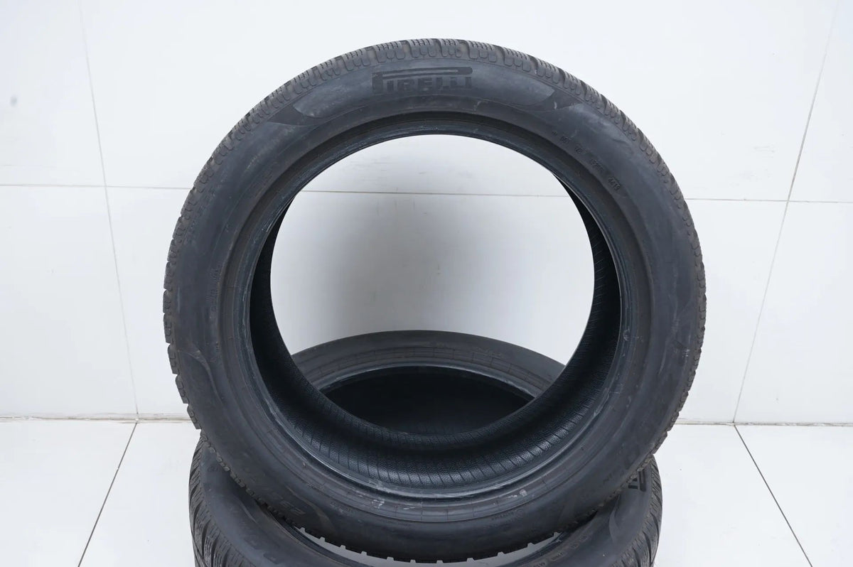 2x Pirelli winter tires 235 50 19 inch approx. 4 mm tread depth DOT19 MO Detail view 2