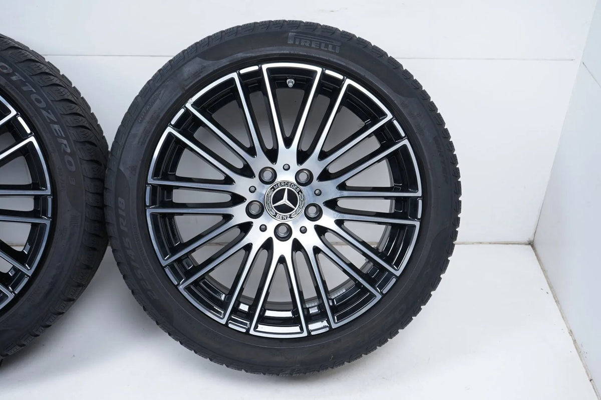 Mercedes C Klasse W206 Allwetterräder mit neuen Allwetterreifen 225 45 18 Zoll