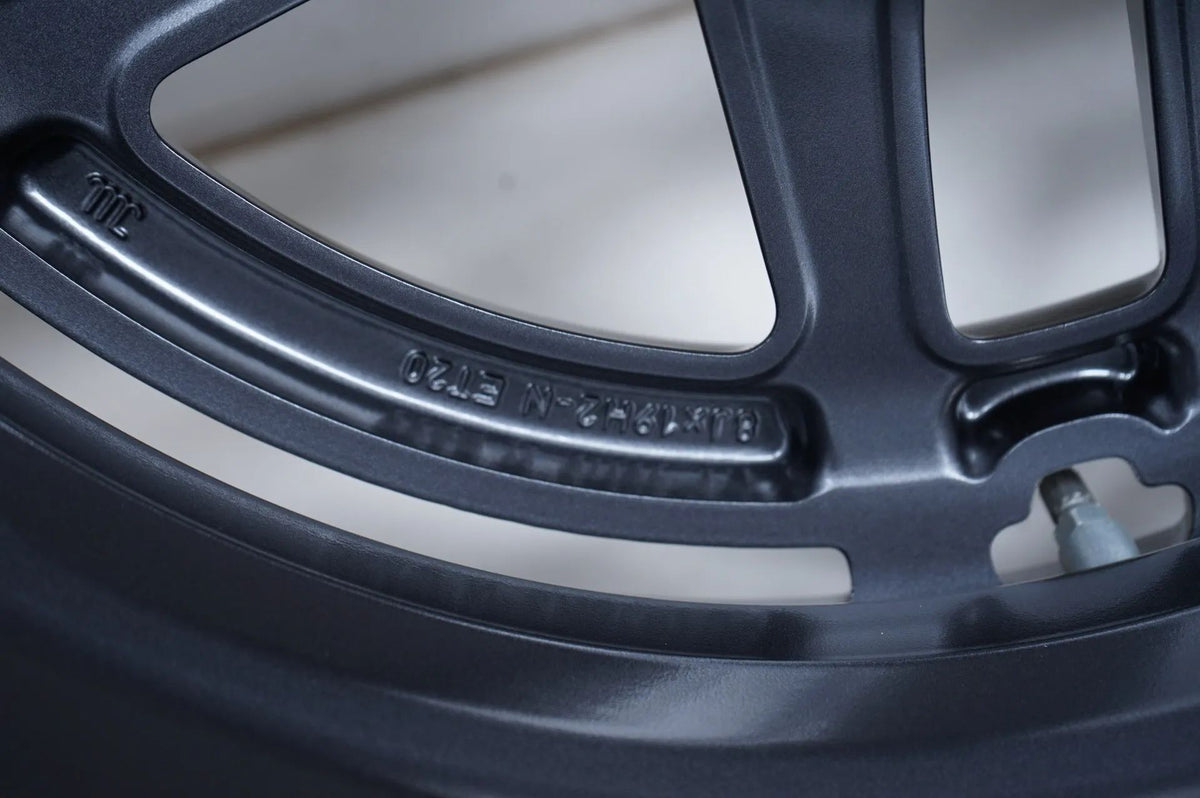 Mercedes E43 E53 AMG W213 Winter Tires Winter Wheels 19 Inch Detailansicht 20