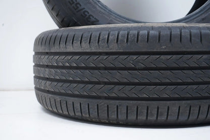 2 x Continental summer tires 235 55 19 inch DOT22 MO approx. 5 mm tread depth