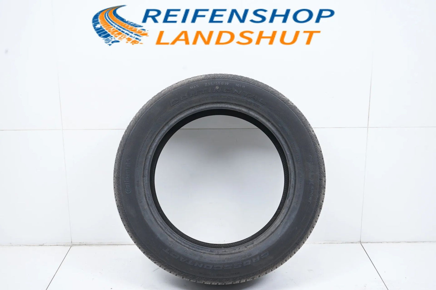 1 x Continental all-weather tire 235 55 19 inch DOT19 approx. 7mm tread depth