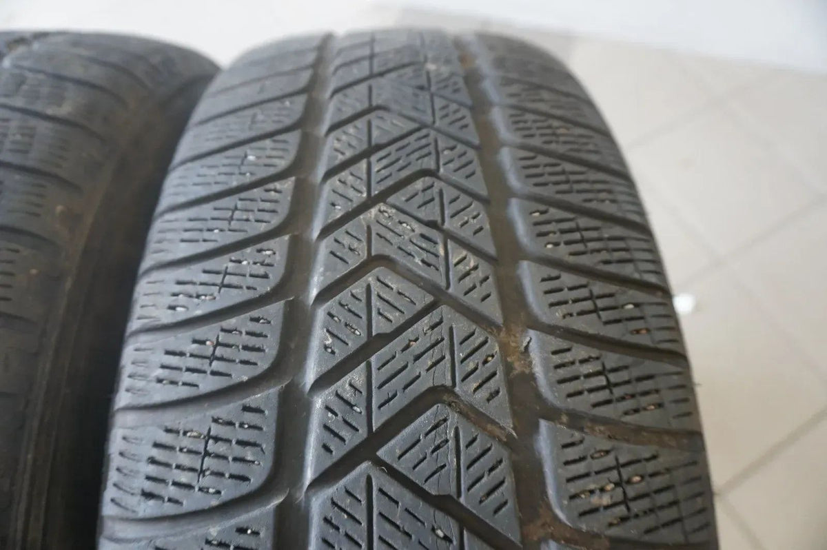 Original Mercedes GLC X253 C253 18 Zoll Alufelgen Winterräder Winterreifen 2020 Detailansicht 9