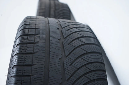 Pneus hiver, jantes hiver, 18 pouces pour Mercedes Classe C W205 Hybride