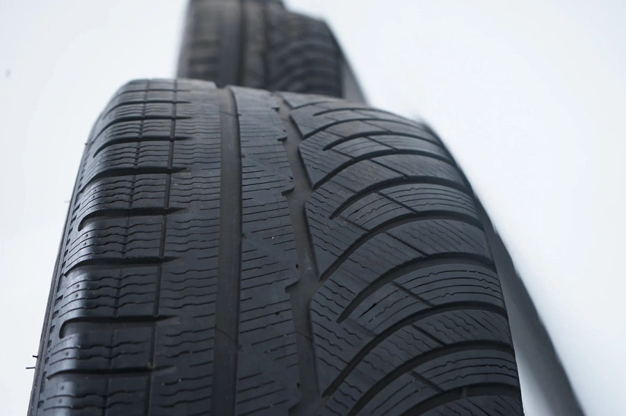 Pneus hiver, jantes hiver, 18 pouces pour Mercedes Classe C W205 Hybride