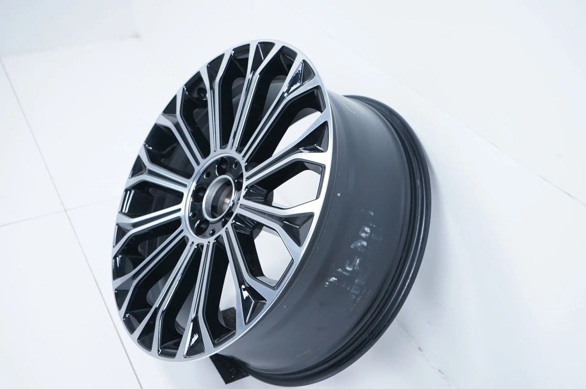 1 x Mercedes S Klasse  Maybach W222 Alufelge 20 Zoll A2224015800 8,5J Detailansicht 3