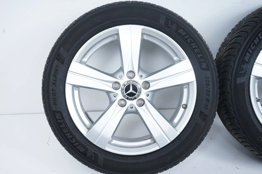 Pneus hiver et jantes hiver 17 pouces pour Mercedes Classe C Hybride W206