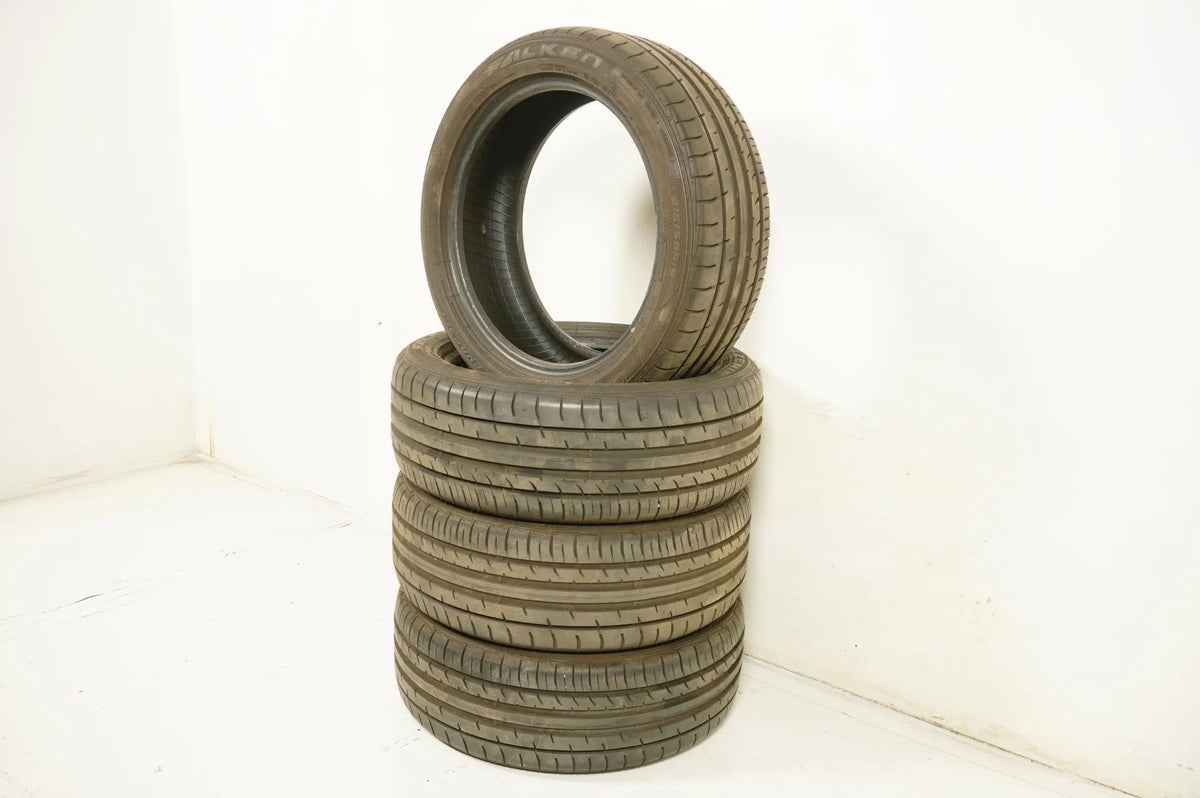 4 pneus été Falken DOT18 215/50/18 pouces, profondeur de sculpture d'environ 6 mm Vue détaillée 4