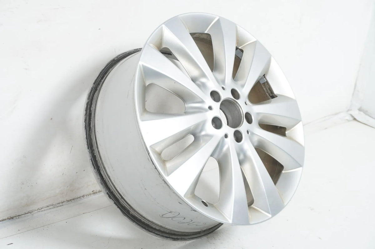 1 x Mercedes R-klasse W251 lichtmetalen velg 18 inch A2514010000 8J ET67 Detailweergave 3