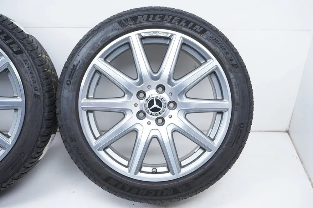 Mercedes A45 CLA45 W177 C118 Winterreifen Winterräder 18 Zoll Detailansicht 9