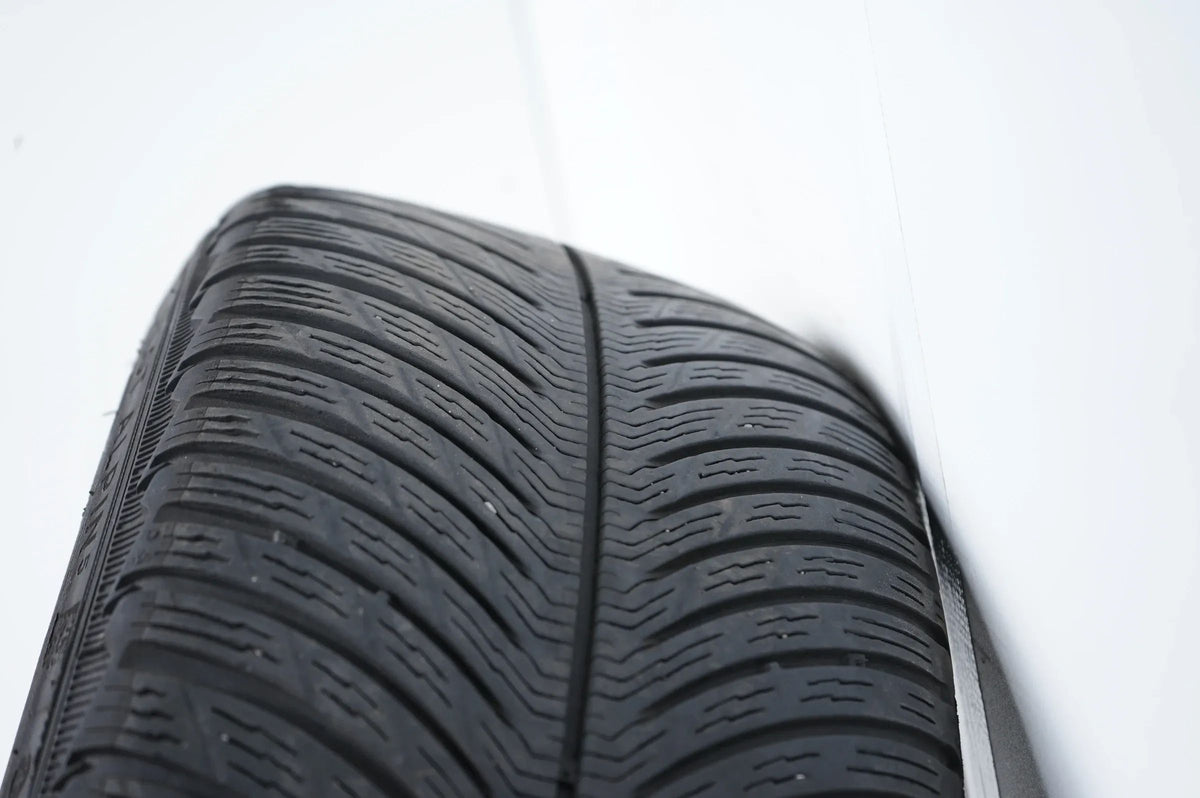 Mercedes A45 CLA45 W177 C118 Winterreifen Winterräder 18 Zoll Detailansicht 13