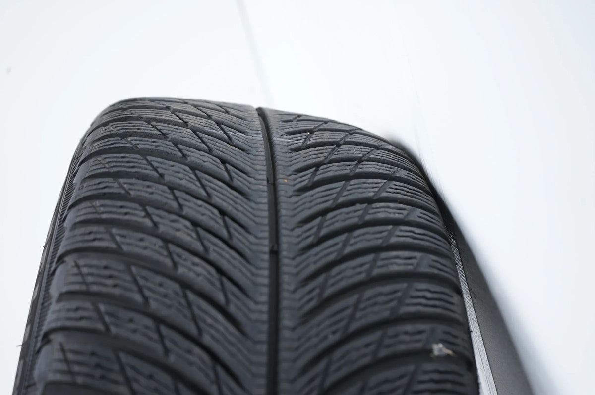 Mercedes A45 CLA45 W177 C118 Winterreifen Winterräder 18 Zoll Detailansicht 15