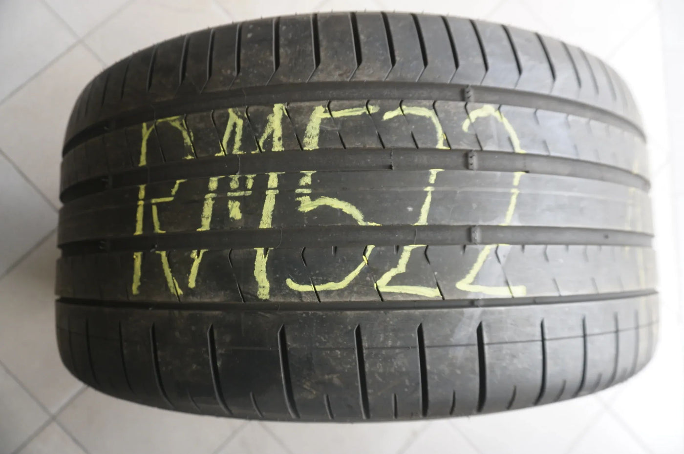 1 X 325 35 R22 110Y Sommerreifen Pirelli P Zero PZero PNCS MO-S 2022 5mm