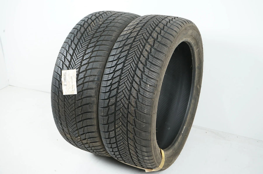 2 X 235 45 R20 96H Winterreifen Bridgestone Blizzak LM001 MO 2019 8mm