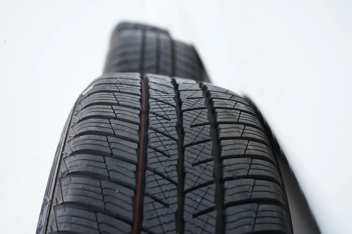 VW Volkswagen unbekannt Winterräder Winterreifen 215 60 16 Zoll Detailansicht 9