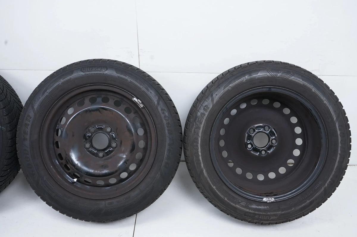 Ford Focus 4 IV Felgen Goodyear Winterreifen Winterräder 205 60 R16 96H 2023 7mm Vue détaillée 13