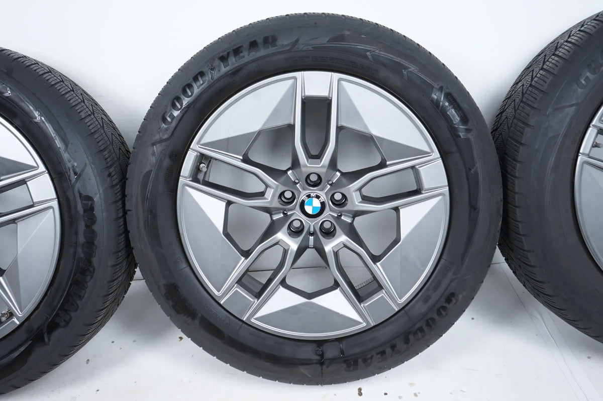 BMW iX i20 Winterreifen Winterräder 235 60 20 Zoll 1002 5A02653 Detailansicht 5