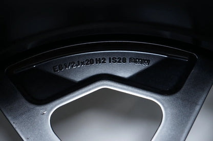BMW iX i20 Winterreifen Winterräder 235 60 20 Zoll 1002 5A02653
