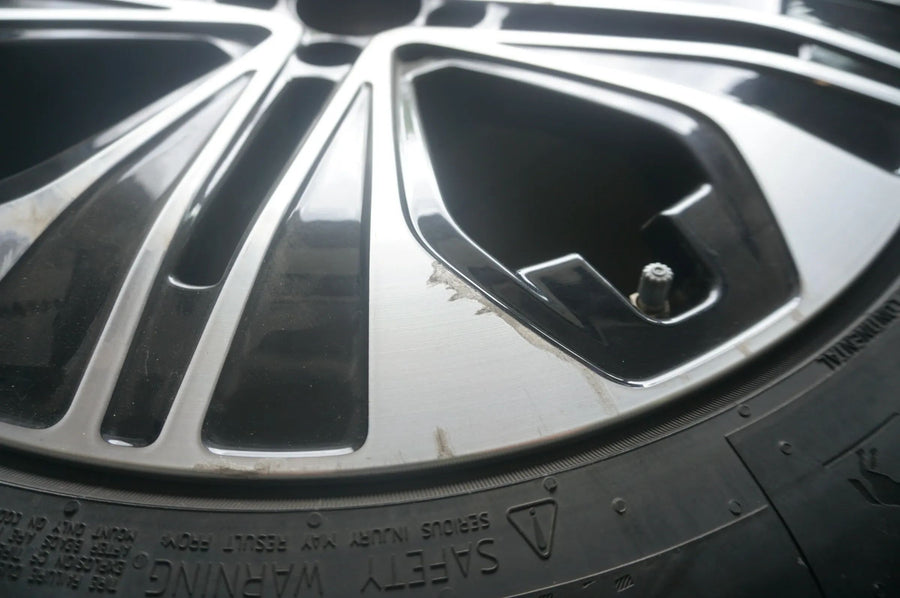 Original Mercedes E-Klasse W214 S214 Alufelgen Winterreifen 245 45 R19 Zoll