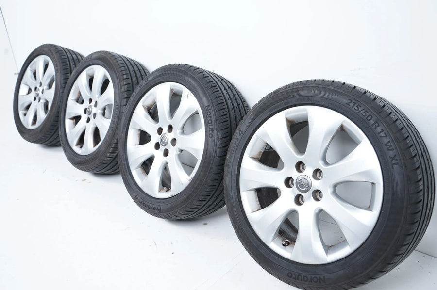 Opel Astra J Winterräder mit neuen Winterreifen 215 50 17 Zoll