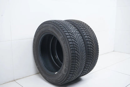 2x Winterreifen Michelin 235 65 17 Zoll DOT19/16 MO ca.5-7 mm
