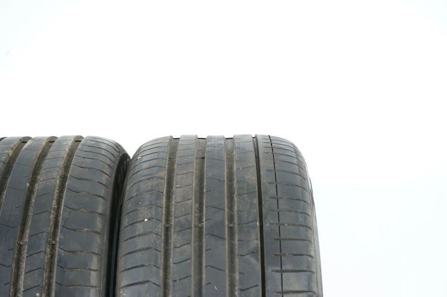 2 x Pirelli PZ4 275/40 R21 summer tires, DOT 23, approx. 6m, BMW*, RFT