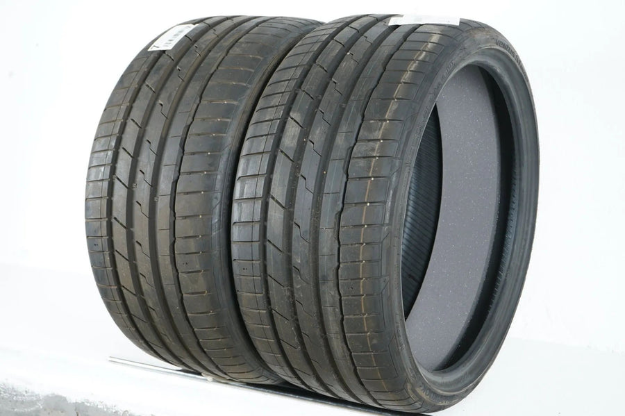 2 x DEMO Sommerreifen Hankook 285 30 22 Zoll DOT23 AO