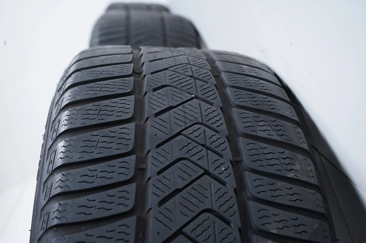 Mercedes E Klasse W213 Winterreifen Winterräder 245 45 18 Zoll Detailansicht 11