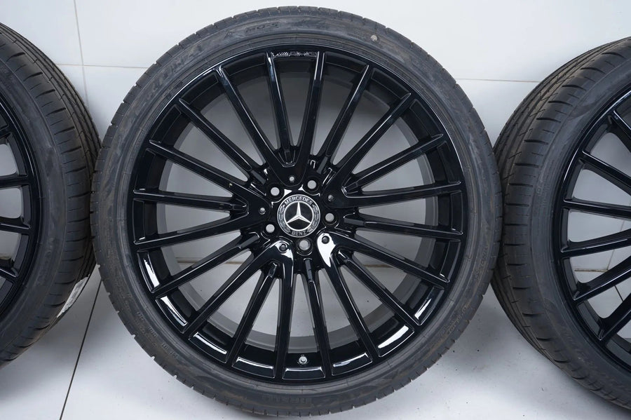 Like New Mercedes S Class W223 V223 AMG Summer Wheels 21 Inch