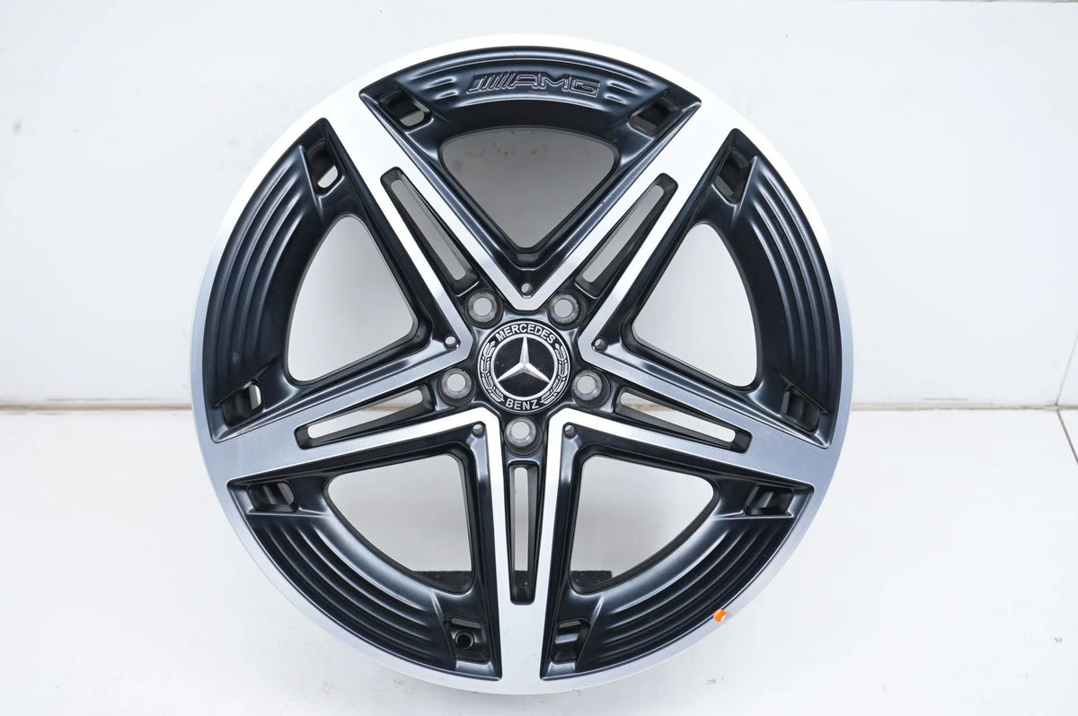 1 x Jante alliage Mercedes CLA35 AMG W118 19 pouces A1184010600 8,5J