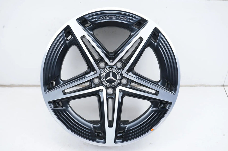 1 x Jante alliage Mercedes CLA35 AMG W118 19 pouces A1184010600 8,5J
