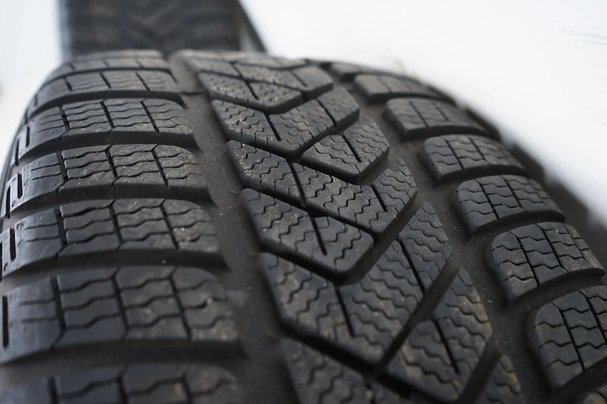 Mercedes E-Klasse All Terrain W214 vinterhjul vinterdæk 19 tommer A2144014000 Detaljevisning 11
