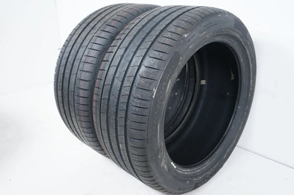 Nové Demo letní pneumatiky Pirelli 305 40 20 palců DOT23 BMW*RFT