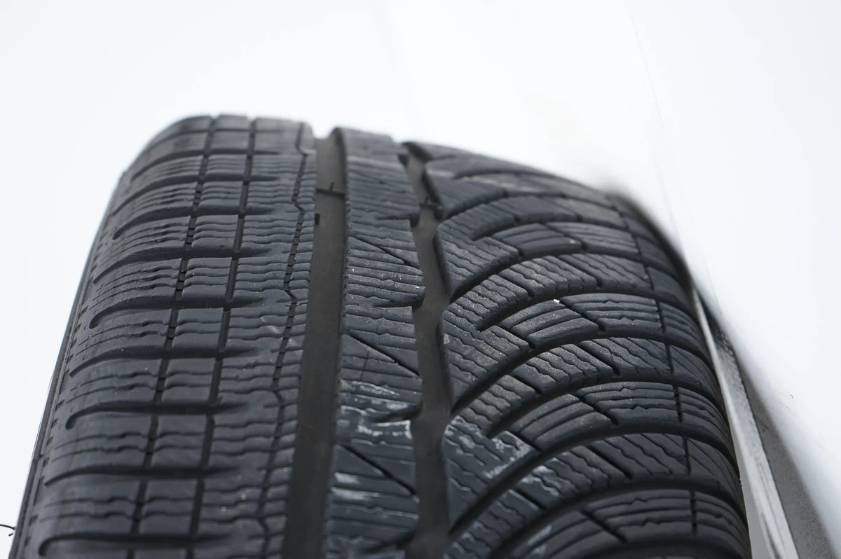 Mercedes CLE Hybrid 300e W236 Winterräder Winterreifen 18 Zoll Detailansicht 12