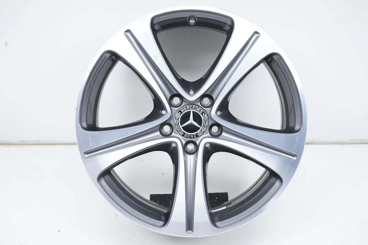 1 x Mercedes E třída W213 hliníkový disk 18 palců A2134011400 8J