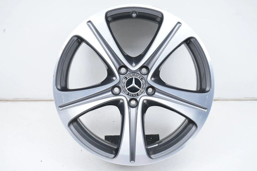 1 x Mercedes E třída W213 hliníkový disk 18 palců A2134011400 8J