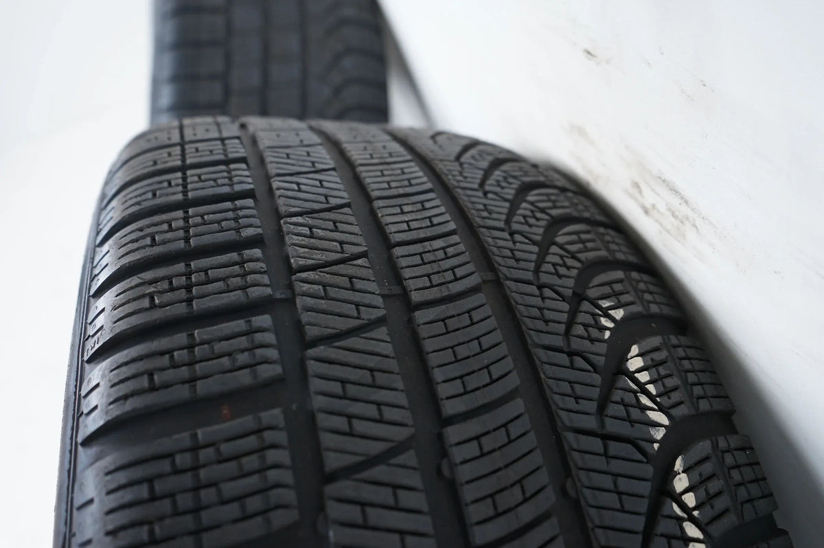 BMW M2 M3 M4 G80 G82 G87 vinterhjul vinterdæk 275 35 19 829M 8093844 8093845 Detaljevisning 10