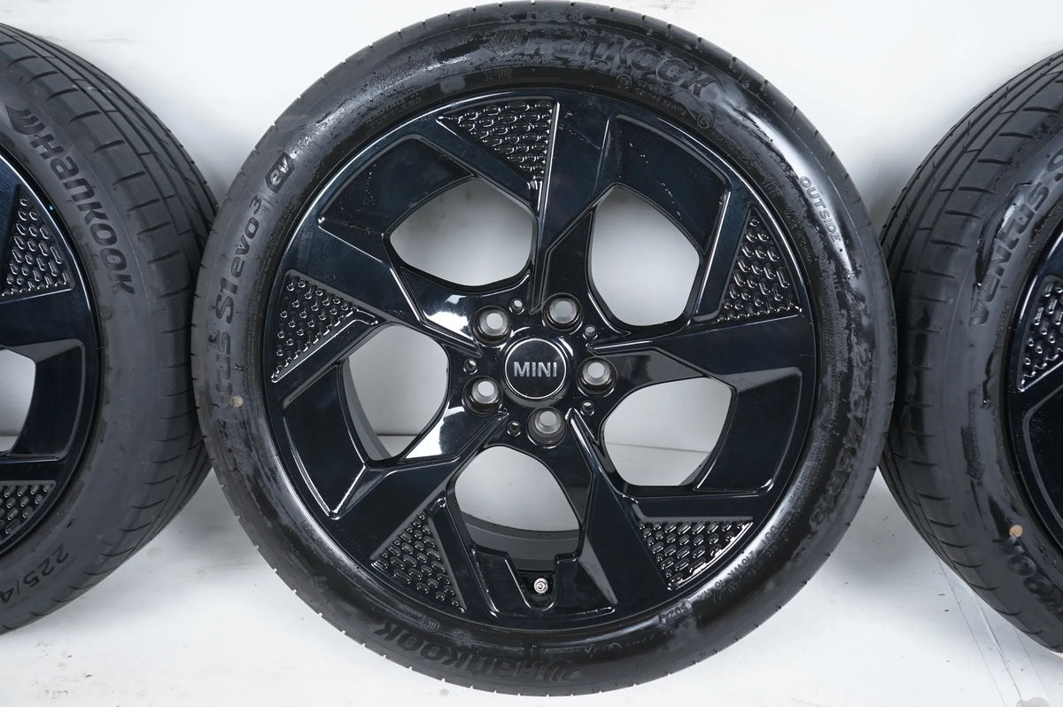 MINI Aceman J05 roues été pneus été 225 45 18 pouces 985 5A90F48 Vue détaillée 5