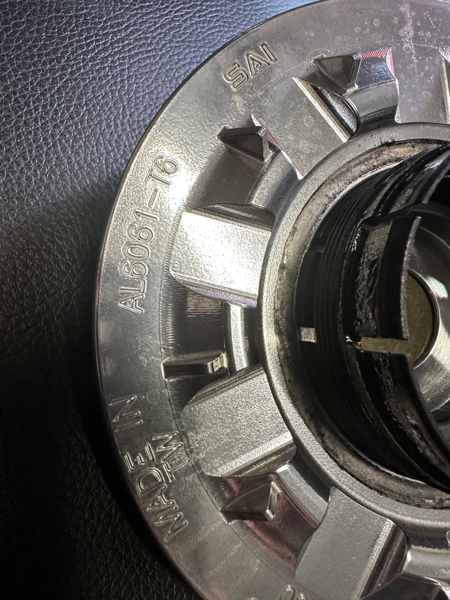 4xOriginal Mercedes Nabendeckel Maybach S Klasse V223 A2234000400