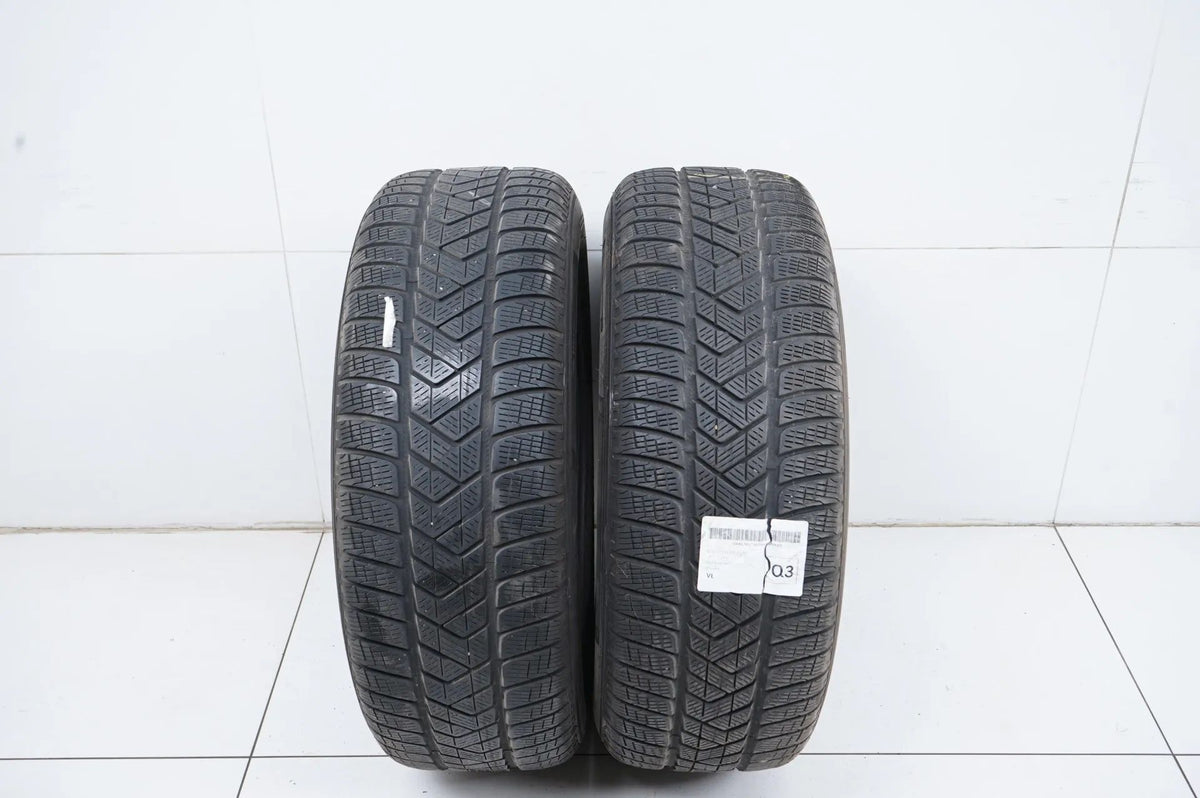 2x Winterreifen Pirelli 235 65 17 Zoll DOT20 MO ca.4 mm Detailansicht 2