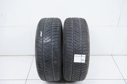 2x Winterreifen Pirelli 235 65 17 Zoll DOT20 MO ca.4 mm