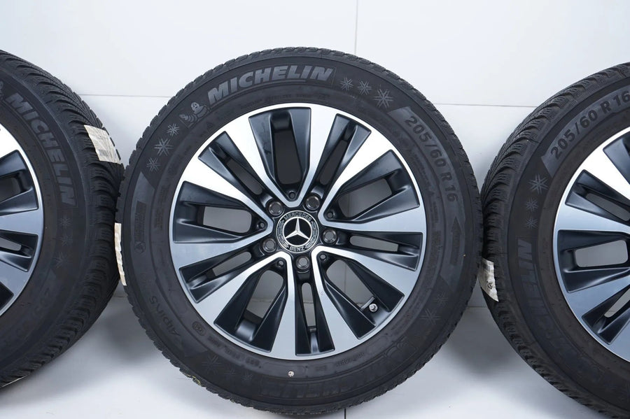 Mercedes A B Klasse W177 W247 Winterräder Winterreifen 16 Zoll