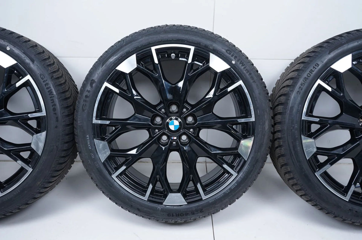Like new BMW 1 Series F70 winter tires/wheels 225/40/19 inch 977M Detailansicht 5