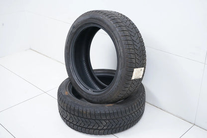 2 x Winter tires 215 55 18 inch Pirelli approx. 5 mm tread depth DOT15 MO