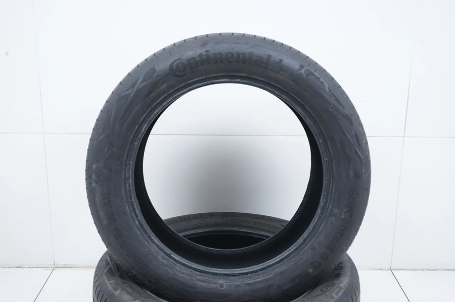 2 x Continental summer tires 235 55 19 inch DOT22 MO approx. 5 mm tread depth