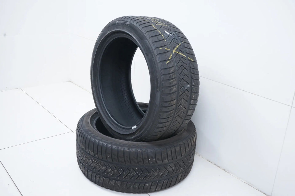 2x Winter tires 275 40 18 inch Pirelli approx. 3 mm tread depth DOT19 MO Detail view 4