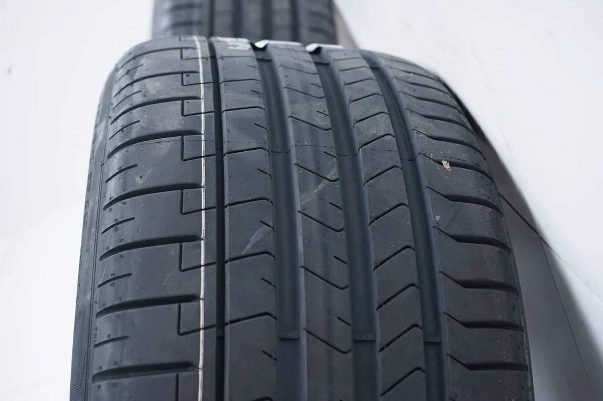 NEW Mercedes E-Class W213 Summer Wheels Summer Tires 19 Inch Detailansicht 10