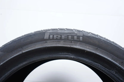 2x Winter tires 275 40 18 inch Pirelli approx. 3 mm tread depth DOT21 MO