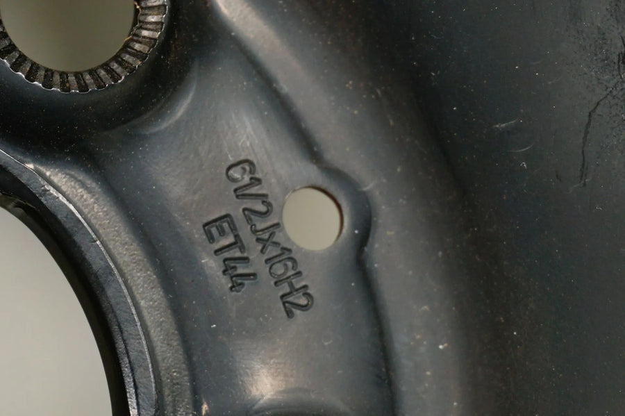 Mercedes třídy A B W177 W247 letní pneumatiky 205 60 16 palců