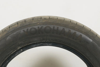 2 x Summer tires 225 60 18 inch Yokohama BMW* DOT17 approx. 7mm tread depth