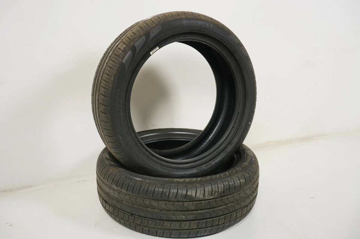 2 x Like New Summer Tires 235 50 20 inch Pirelli DOT18 MO Detailansicht 4